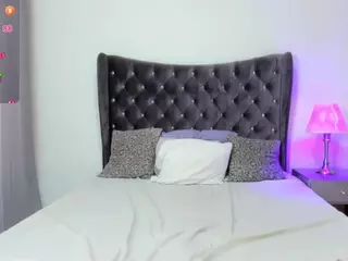 Victoria's Live Sex Cam Show