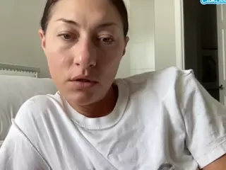 Iamwhitneyoc's Live Sex Cam Show