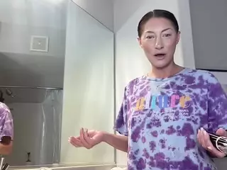 Iamwhitneyoc's Live Sex Cam Show