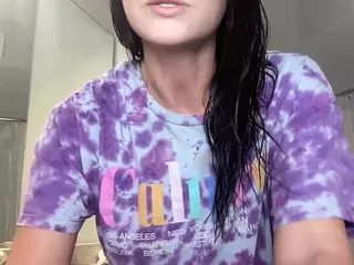 Iamwhitneyoc's Live Sex Cam Show