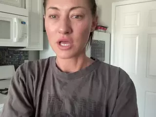 Iamwhitneyoc's Live Sex Cam Show