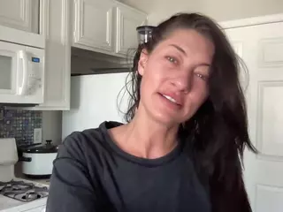 Iamwhitneyoc's Live Sex Cam Show