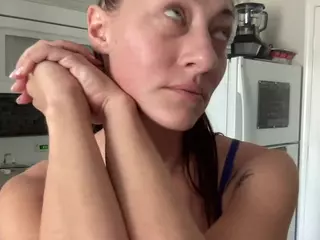 Iamwhitneyoc's Live Sex Cam Show