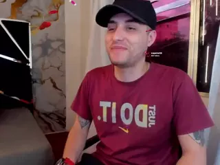 juan&juli's Live Sex Cam Show