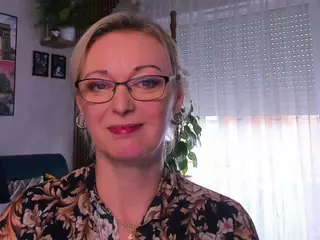 VanessaSoft's Live Sex Cam Show
