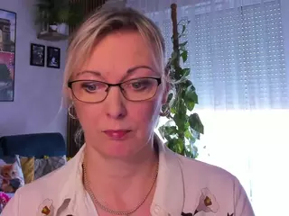 VanessaSoft's Live Sex Cam Show