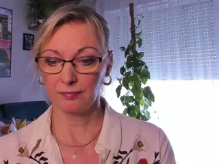 VanessaSoft's Live Sex Cam Show