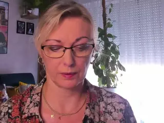 VanessaSoft's Live Sex Cam Show