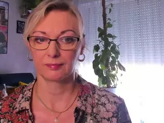 VanessaSoft's Live Sex Cam Show