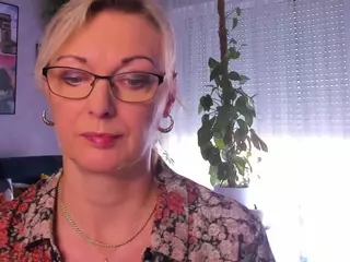 VanessaSoft's Live Sex Cam Show