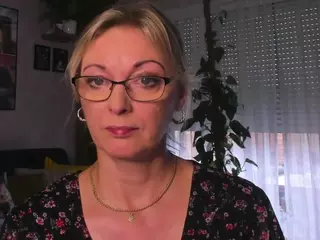 VanessaSoft's Live Sex Cam Show