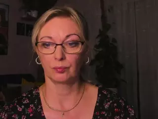 VanessaSoft's Live Sex Cam Show