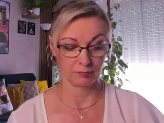 VanessaSoft's Live Sex Cam Show