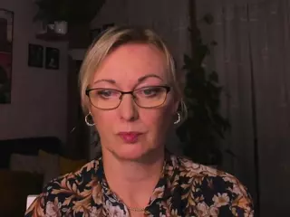 VanessaSoft's Live Sex Cam Show