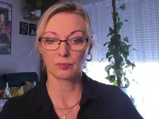 VanessaSoft's Live Sex Cam Show