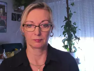 VanessaSoft's Live Sex Cam Show