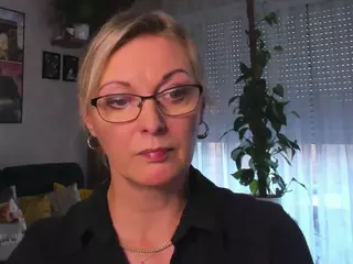 VanessaSoft's Live Sex Cam Show