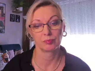VanessaSoft's Live Sex Cam Show