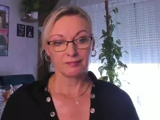 VanessaSoft's Live Sex Cam Show