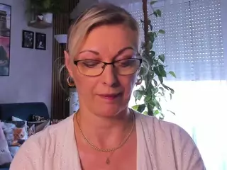 VanessaSoft's Live Sex Cam Show