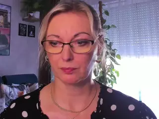 VanessaSoft's Live Sex Cam Show