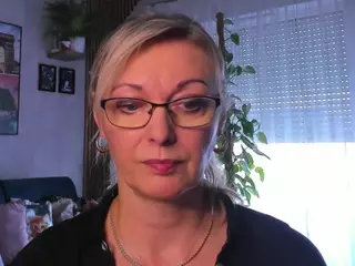 VanessaSoft's Live Sex Cam Show