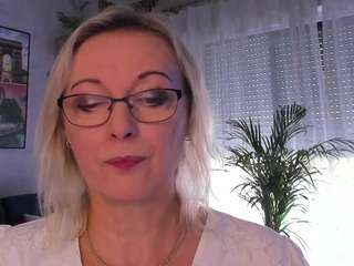 Live cam show with VanessaSoft