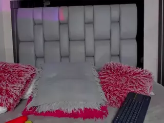 MonicaRocha's Live Sex Cam Show
