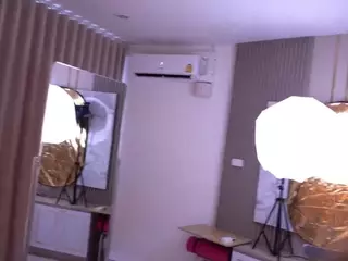 CuteFoxy's Live Sex Cam Show