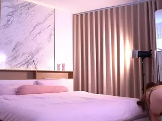 CuteFoxy's Live Sex Cam Show