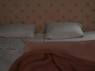 RosieMoons's Live Sex Cam Show
