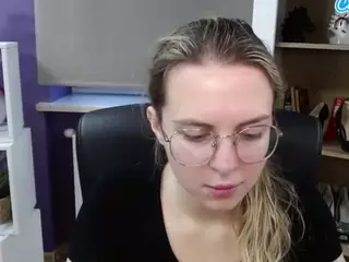 ZoeyFancy's Live Sex Cam Show