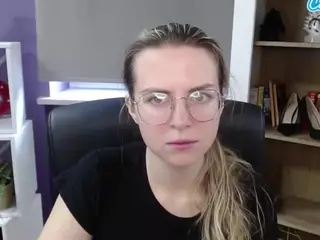 ZoeyFancy's Live Sex Cam Show