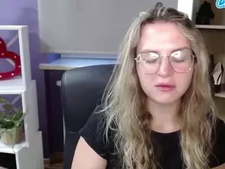 ZoeyFancy's Live Sex Cam Show