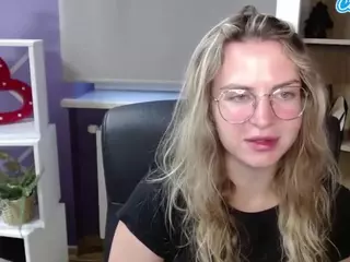 ZoeyFancy's Live Sex Cam Show