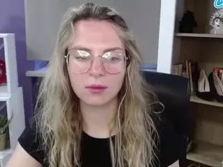 ZoeyFancy's Live Sex Cam Show