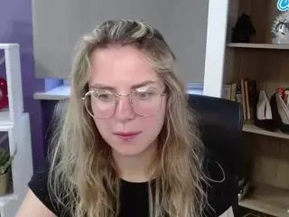 ZoeyFancy's Live Sex Cam Show