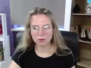 ZoeyFancy's Live Sex Cam Show