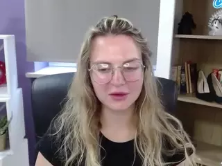 ZoeyFancy's Live Sex Cam Show