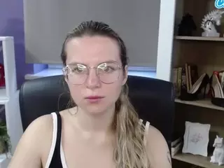 ZoeyFancy's Live Sex Cam Show