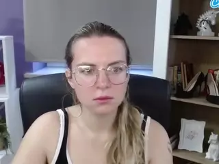 ZoeyFancy's Live Sex Cam Show