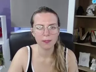 ZoeyFancy's Live Sex Cam Show