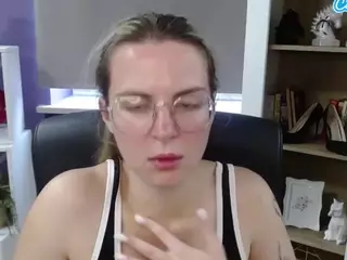 ZoeyFancy's Live Sex Cam Show