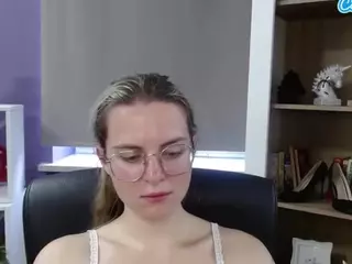 ZoeyFancy's Live Sex Cam Show