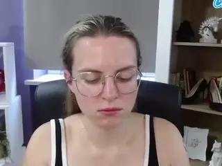 ZoeyFancy's Live Sex Cam Show