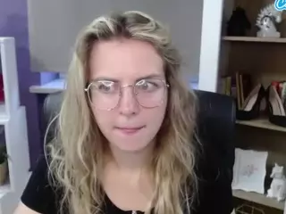 ZoeyFancy's Live Sex Cam Show