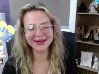 ZoeyFancy's Live Sex Cam Show