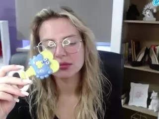 ZoeyFancy's Live Sex Cam Show