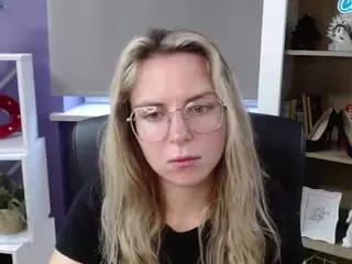 ZoeyFancy's Live Sex Cam Show