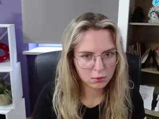 ZoeyFancy's Live Sex Cam Show